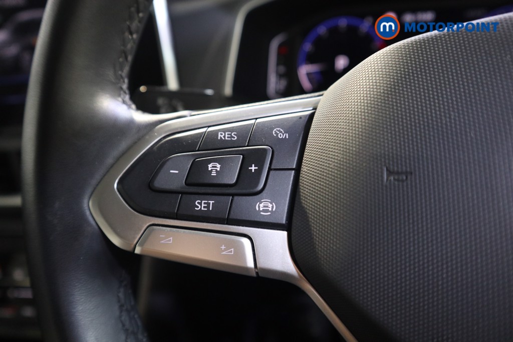 Volkswagen T-Roc Style Automatic Petrol SUV - Stock Number (1609284) - 4th supplementary image