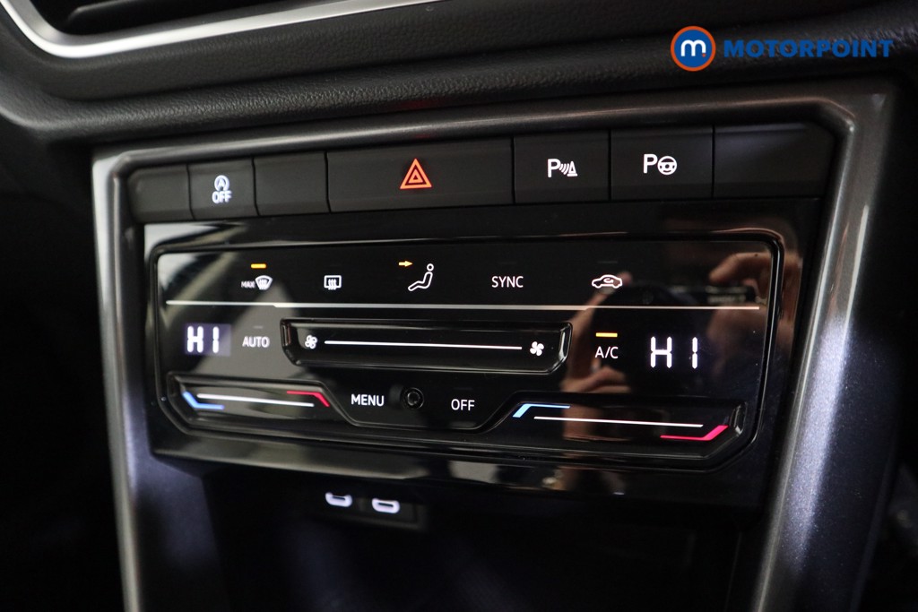 Volkswagen T-Roc Style Automatic Petrol SUV - Stock Number (1609284) - 10th supplementary image