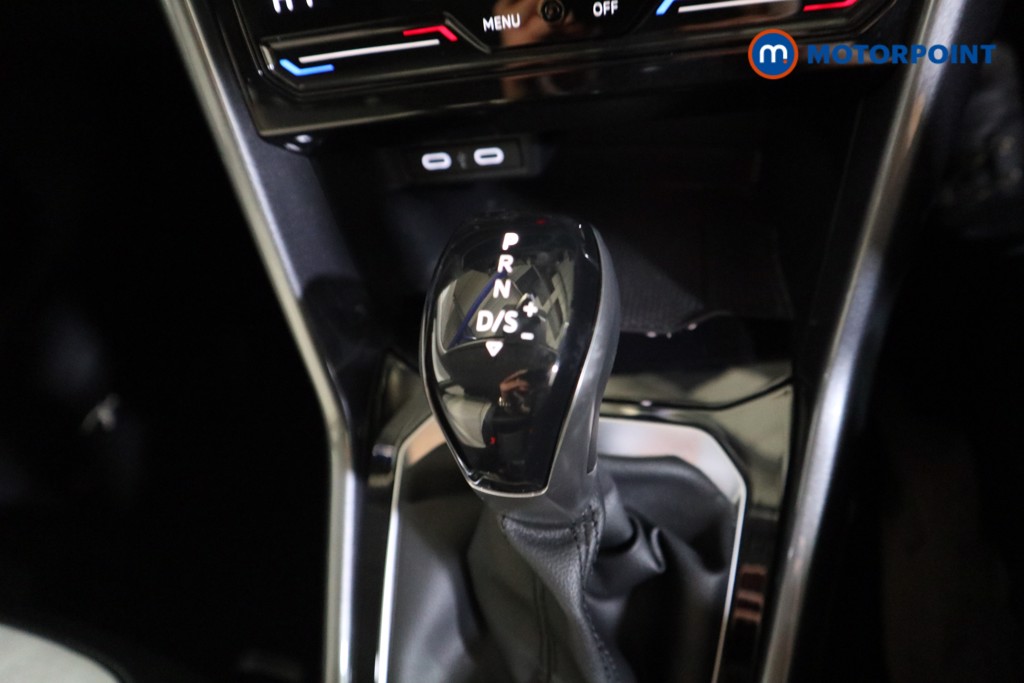 Volkswagen T-Roc Style Automatic Petrol SUV - Stock Number (1609284) - 11th supplementary image