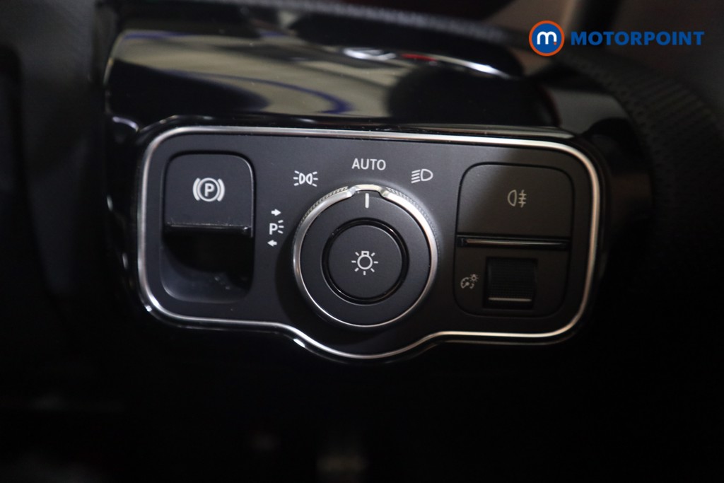 Mercedes-Benz CLA Amg Line Automatic Petrol Estate - Stock Number (1609302) - 7th supplementary image