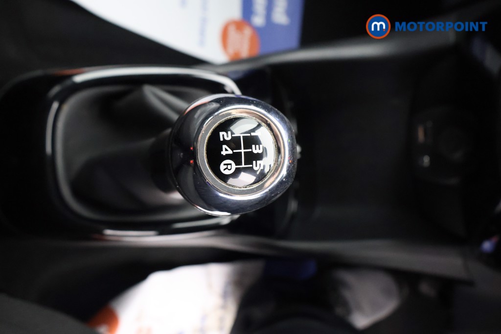 Peugeot 108 Allure Manual Petrol Hatchback - Stock Number (1609312) - 10th supplementary image