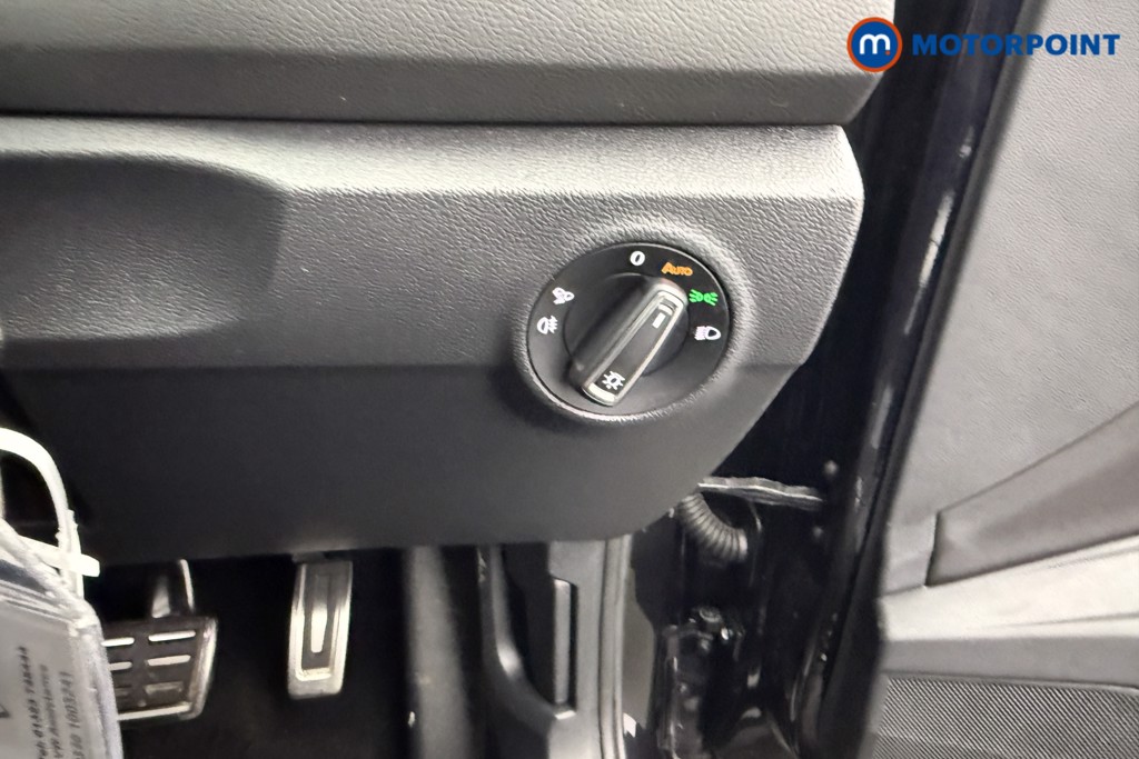 Volkswagen T-Roc Black Edition Automatic Petrol SUV - Stock Number (1609449) - 16th supplementary image