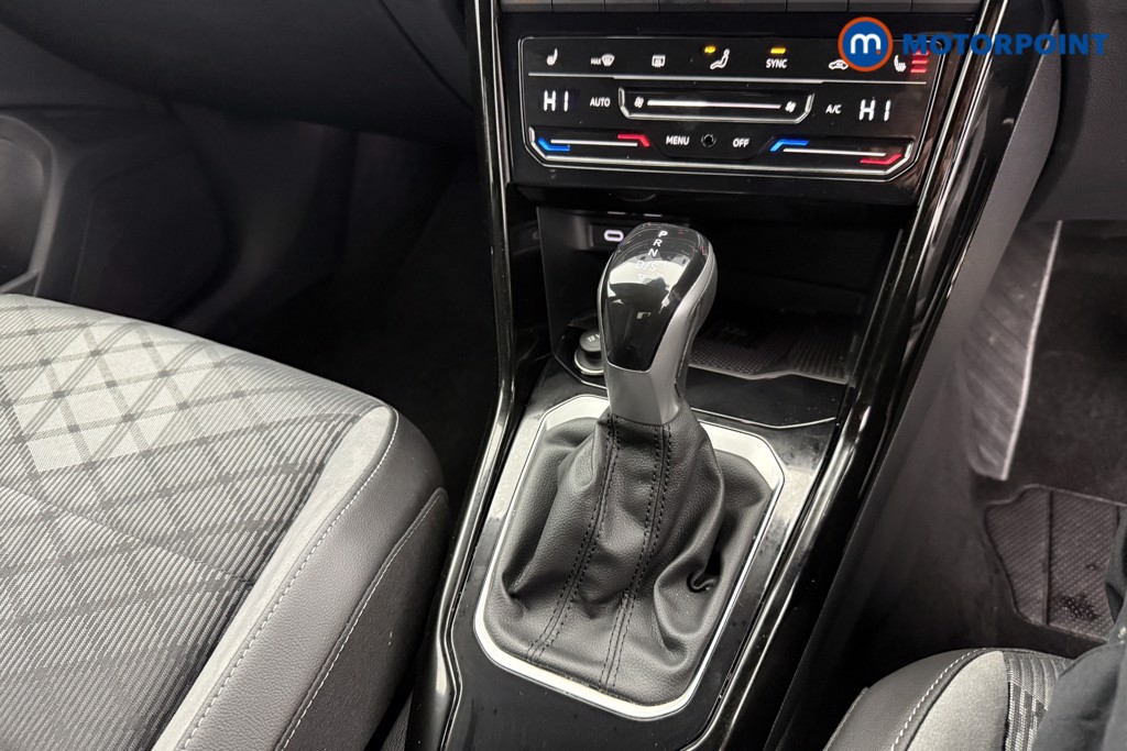 Volkswagen T-Roc Black Edition Automatic Petrol SUV - Stock Number (1609450) - 14th supplementary image