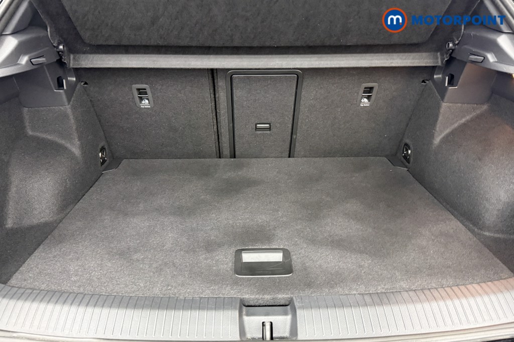 Volkswagen T-Roc Black Edition Automatic Petrol SUV - Stock Number (1609450) - 23rd supplementary image