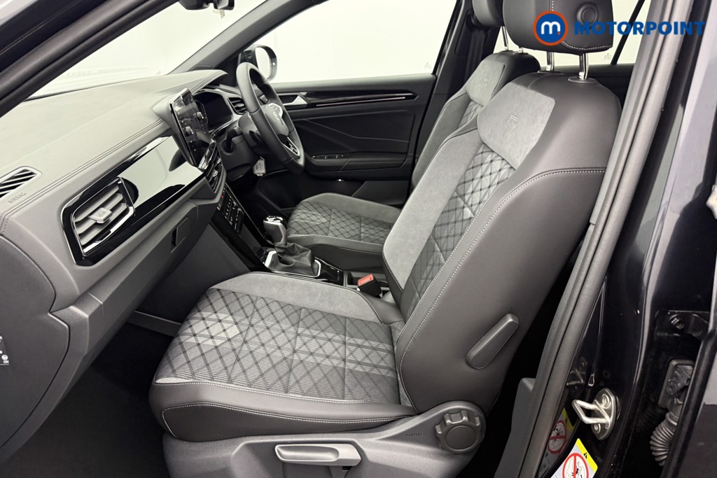 Volkswagen T-Roc Black Edition Automatic Petrol SUV - Stock Number (1609459) - 23rd supplementary image