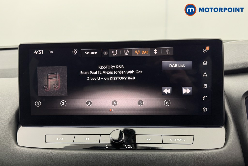 Nissan Qashqai N-Connecta Automatic Petrol-Electric Hybrid SUV - Stock Number (1609669) - 6th supplementary image