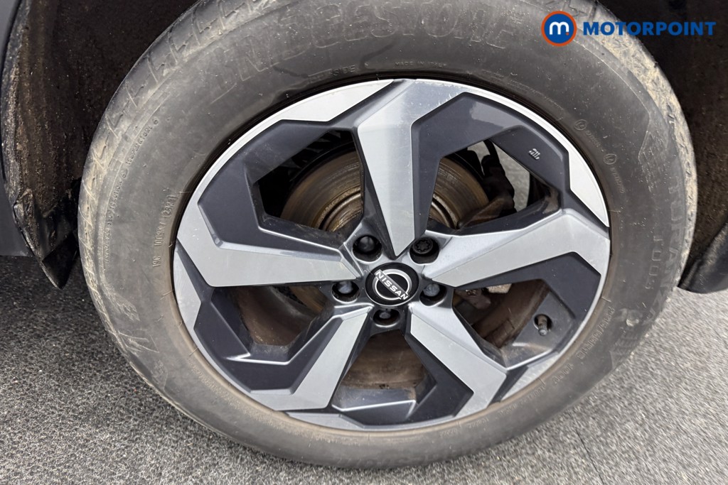 Nissan Qashqai N-Connecta Automatic Petrol-Electric Hybrid SUV - Stock Number (1609669) - 29th supplementary image