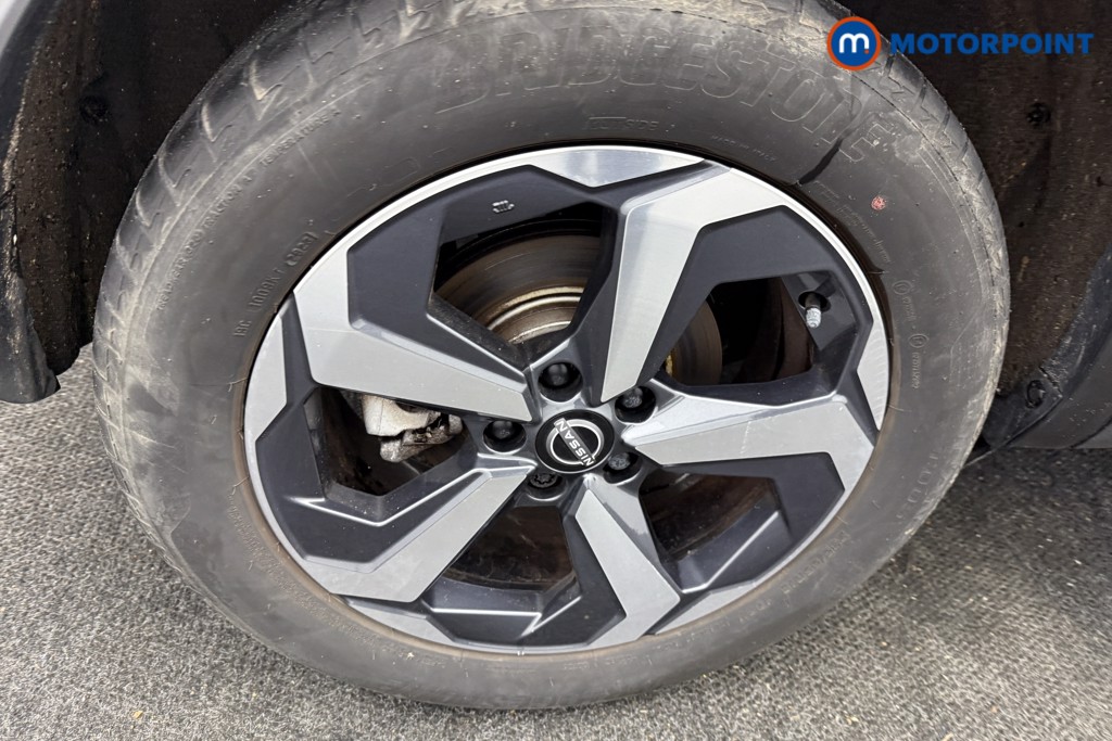 Nissan Qashqai N-Connecta Automatic Petrol-Electric Hybrid SUV - Stock Number (1609669) - 30th supplementary image