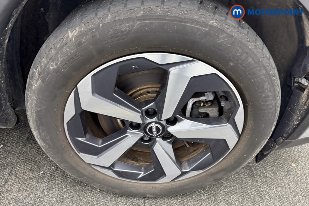 Nissan Qashqai N-Connecta Automatic Petrol-Electric Hybrid SUV - Stock Number (1609669) - 31st supplementary image