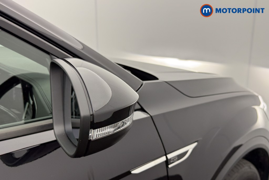 Volkswagen T-Roc Black Edition Automatic Petrol SUV - Stock Number (1609769) - 19th supplementary image