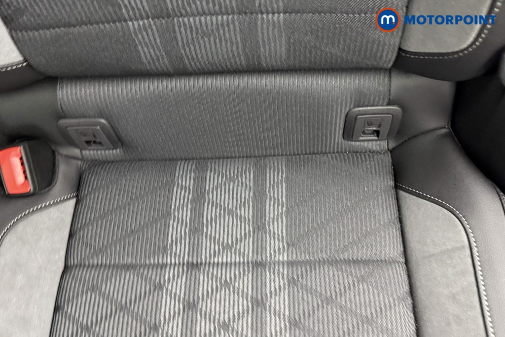 Volkswagen T-Roc Black Edition Automatic Petrol SUV - Stock Number (1609769) - 25th supplementary image