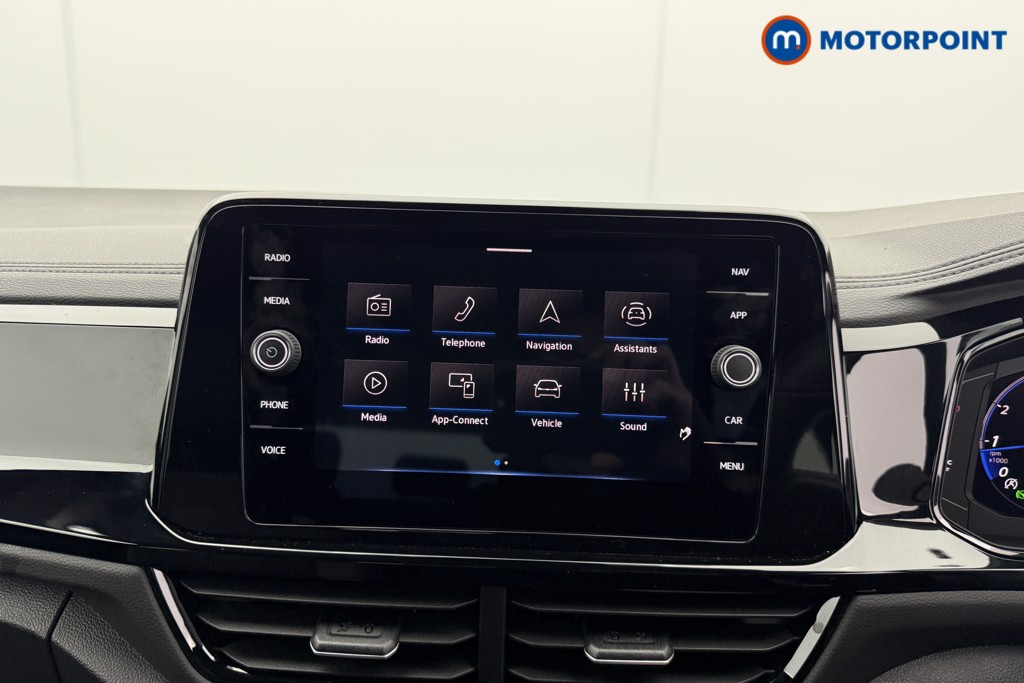 Volkswagen T-Roc Black Edition Automatic Petrol SUV - Stock Number (1609775) - 10th supplementary image