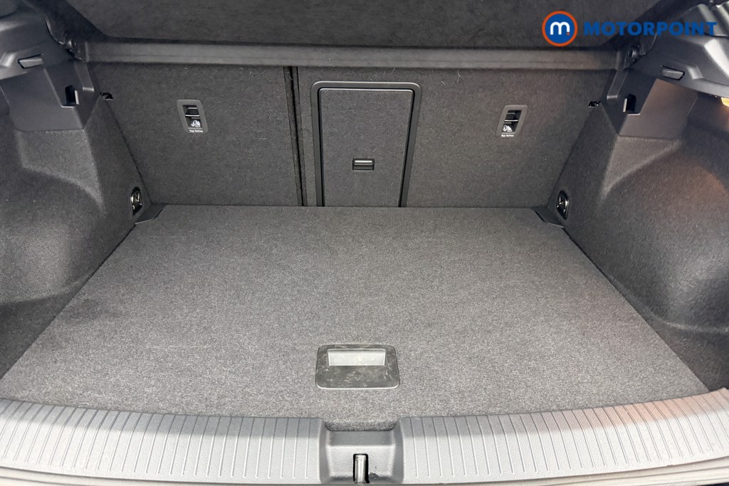 Volkswagen T-Roc Black Edition Automatic Petrol SUV - Stock Number (1609775) - 21st supplementary image