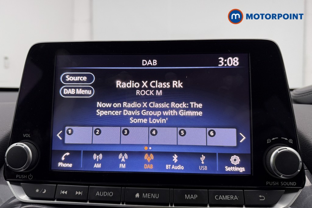 Nissan Juke Tekna Automatic Petrol SUV - Stock Number (1609817) - 4th supplementary image