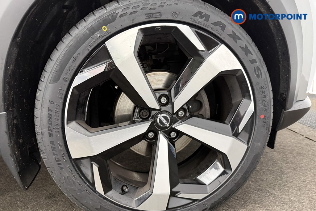 Nissan Juke Tekna Automatic Petrol SUV - Stock Number (1609817) - 11th supplementary image