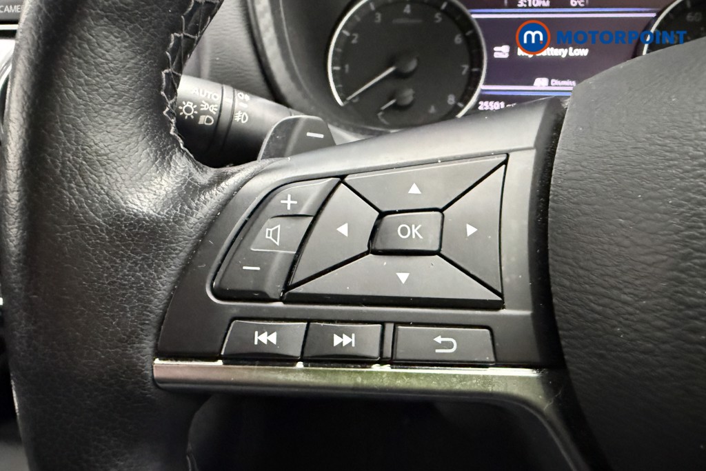 Nissan Juke Tekna Automatic Petrol SUV - Stock Number (1609817) - 14th supplementary image