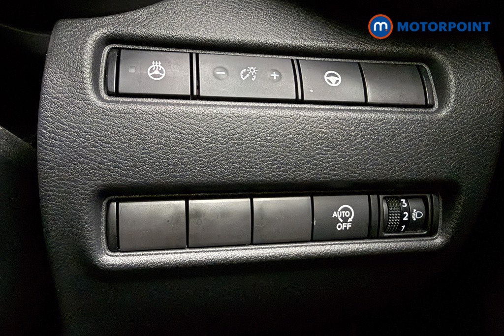 Nissan Juke Tekna Automatic Petrol SUV - Stock Number (1609817) - 17th supplementary image