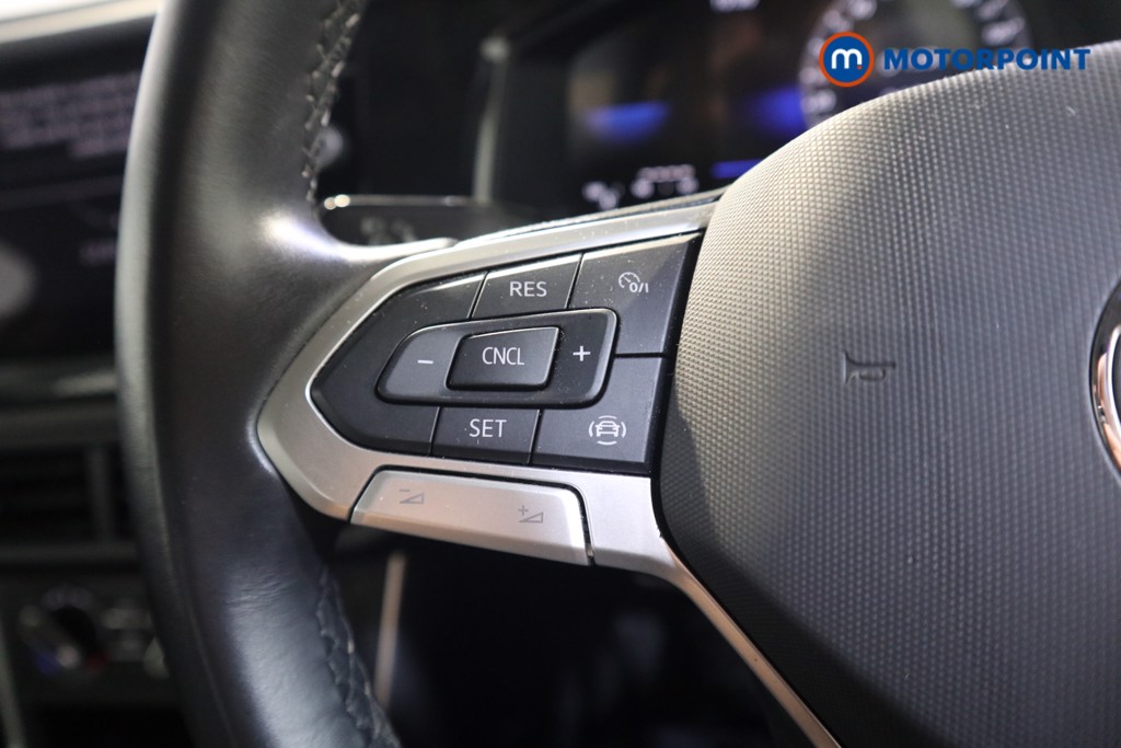 Volkswagen Polo Life Manual Petrol Hatchback - Stock Number (1609844) - 4th supplementary image