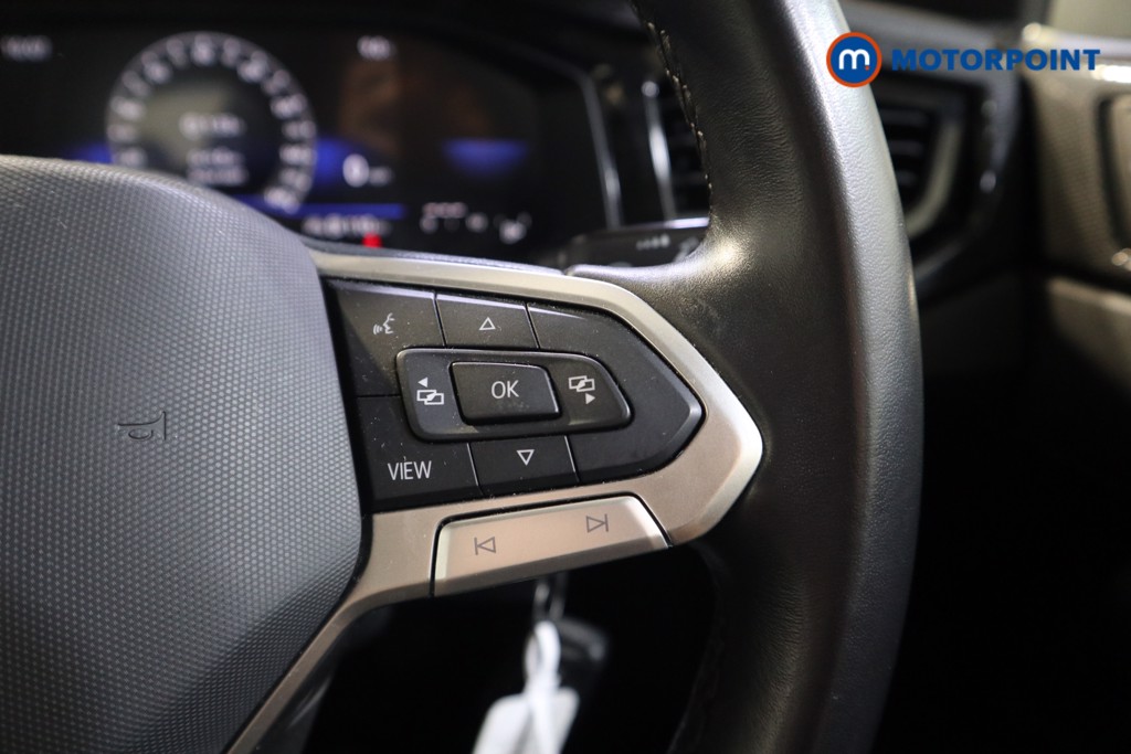 Volkswagen Polo Life Manual Petrol Hatchback - Stock Number (1609844) - 5th supplementary image
