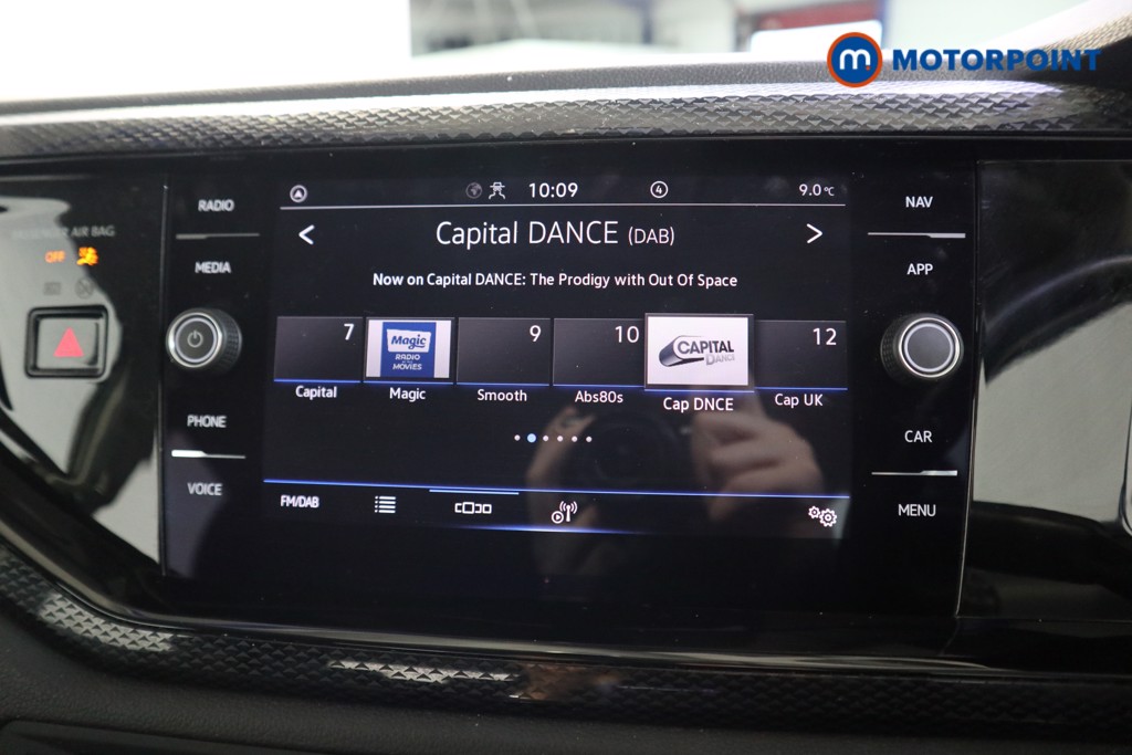 Volkswagen Polo Life Manual Petrol Hatchback - Stock Number (1609844) - 8th supplementary image