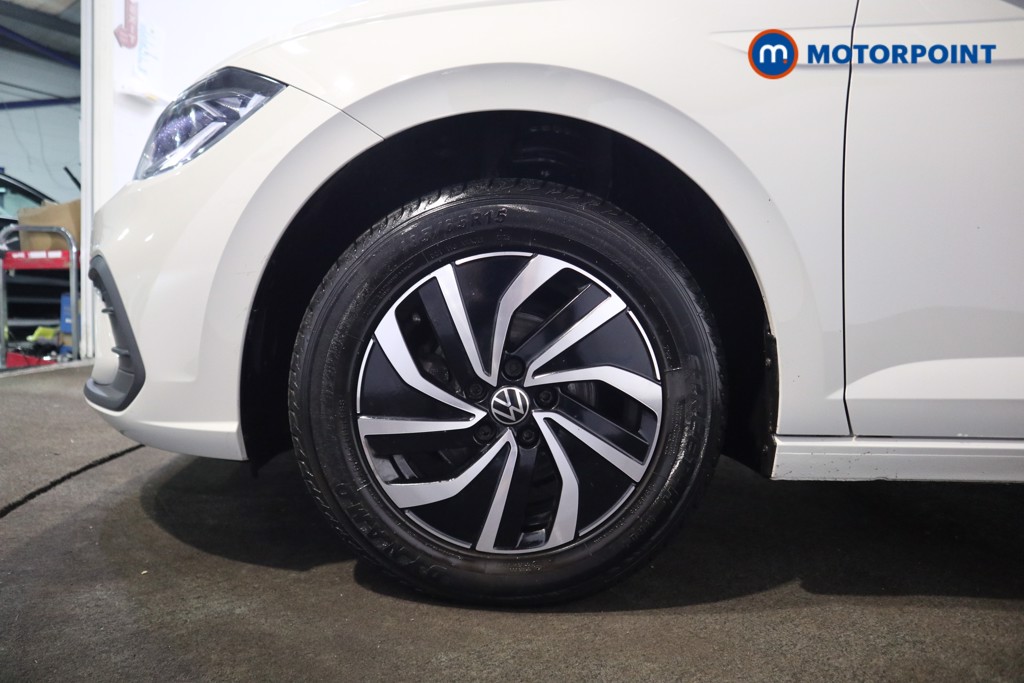 Volkswagen Polo Life Manual Petrol Hatchback - Stock Number (1609844) - 16th supplementary image