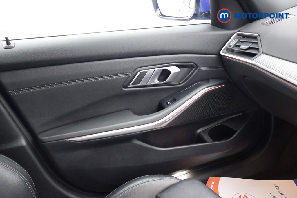 BMW 3 Series M Sport Automatic Petrol Saloon - Stock Number (1609866) - 11th supplementary image
