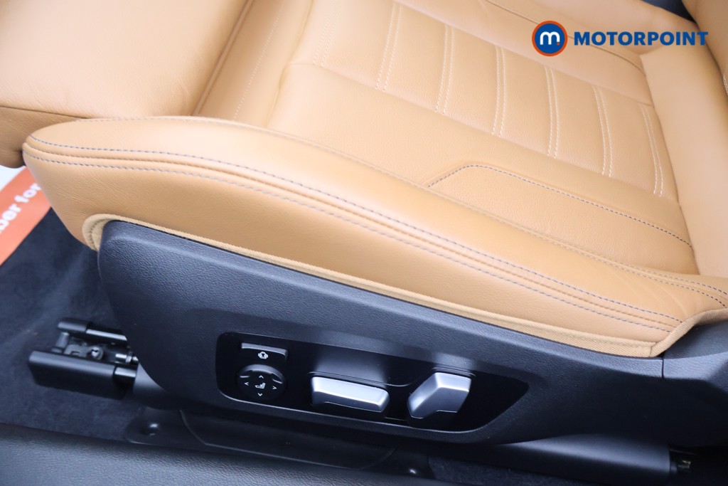 BMW 2 Series M240i Automatic Petrol Coupe - Stock Number (1609970) - 21st supplementary image