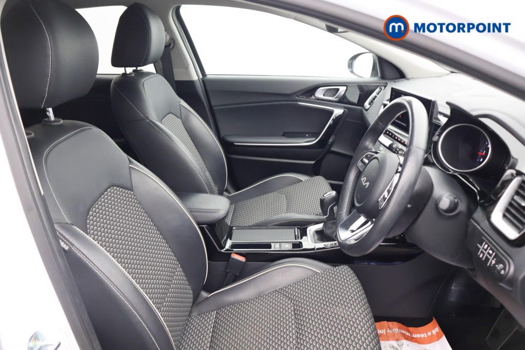 KIA Xceed 3 Manual Petrol Hatchback - Stock Number (1609989) - 14th supplementary image