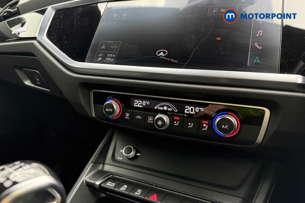 Audi Q3 Black Edition Manual Petrol SUV - Stock Number (1609999) - 12th supplementary image