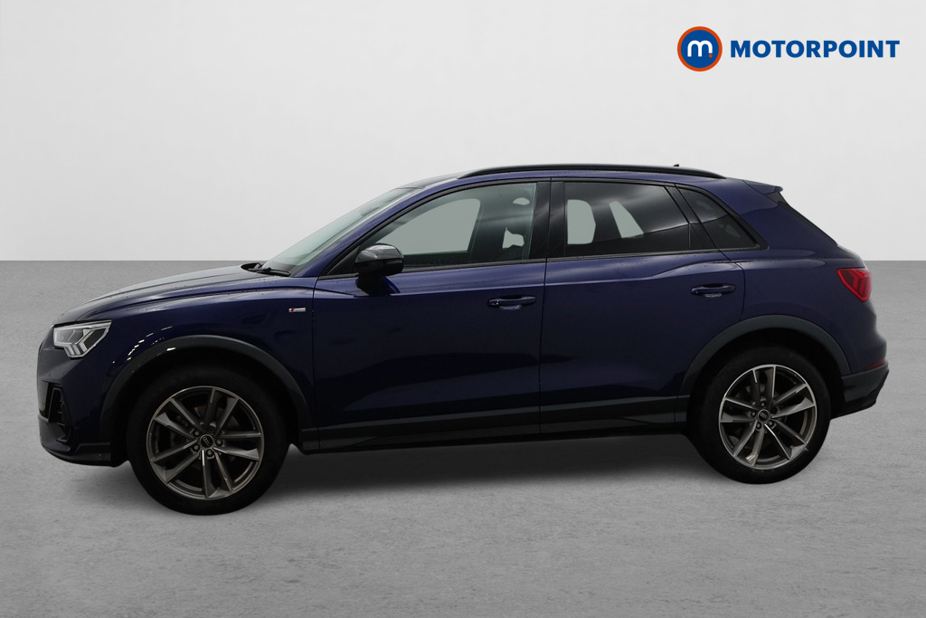 Audi Q3 Black Edition Manual Petrol SUV - Stock Number (1609999) - Passenger side