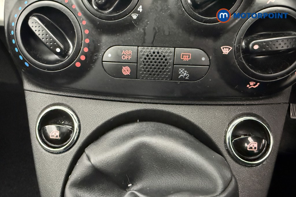 Fiat 500 Lounge Manual Petrol Hatchback - Stock Number (1610133) - 19th supplementary image