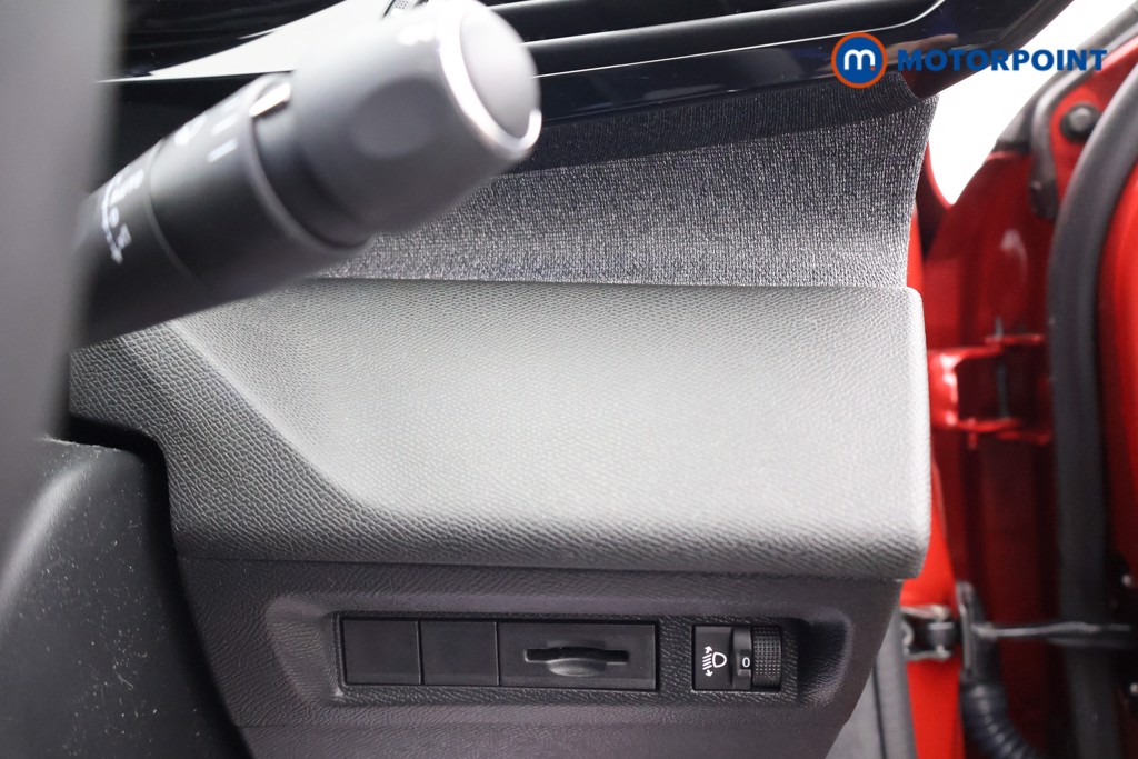 Peugeot 408 Allure Automatic Petrol Hatchback - Stock Number (1610296) - 7th supplementary image