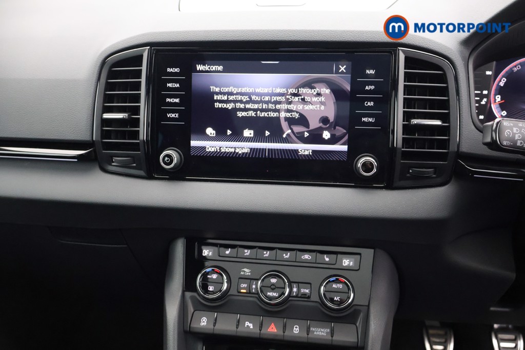 Skoda Karoq Sportline Manual Petrol SUV - Stock Number (1610379) - 8th supplementary image