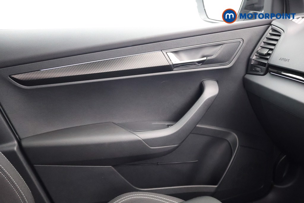 Skoda Karoq Sportline Manual Petrol SUV - Stock Number (1610379) - 11th supplementary image