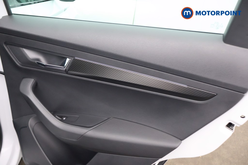 Skoda Karoq Sportline Manual Petrol SUV - Stock Number (1610379) - 18th supplementary image