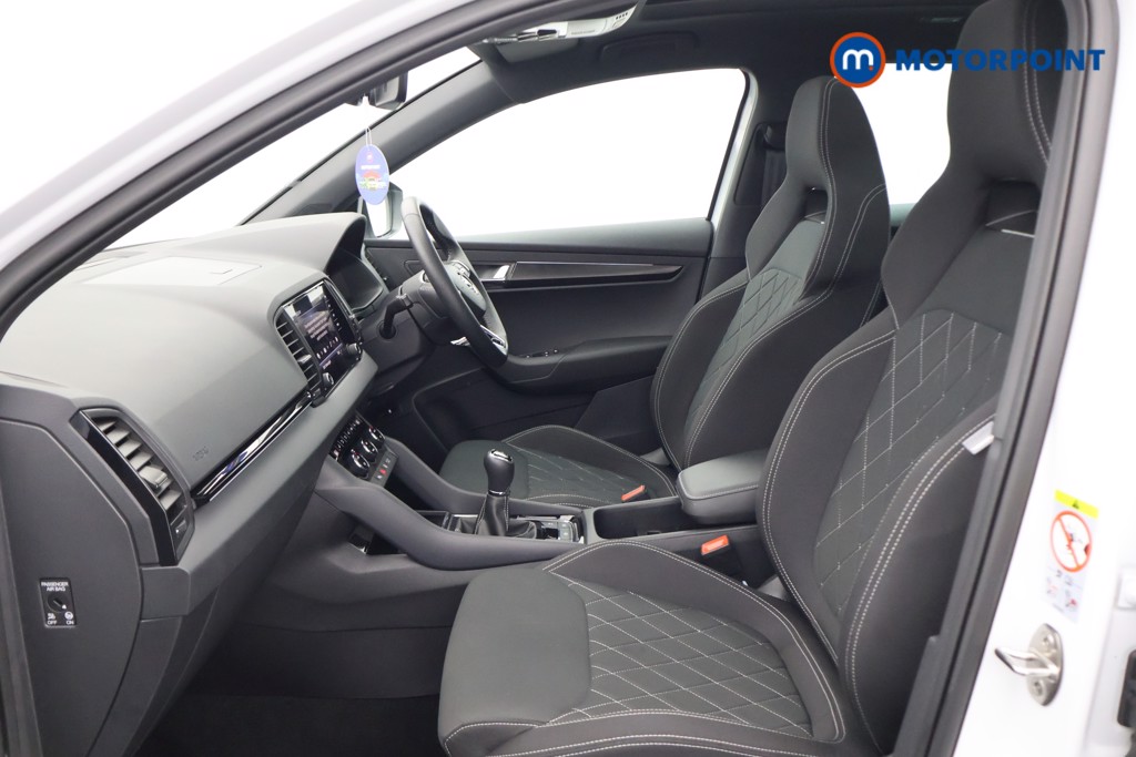 Skoda Karoq Sportline Manual Petrol SUV - Stock Number (1610379) - 20th supplementary image