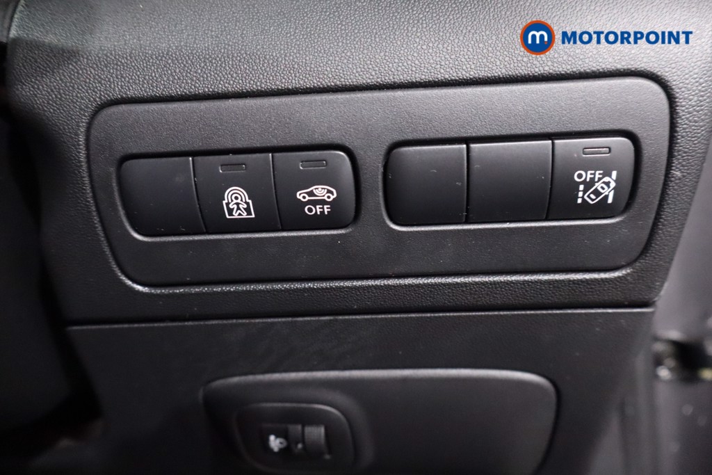 Citroen C3 Aircross Shine Manual Petrol SUV - Stock Number (1610580) - 17th supplementary image