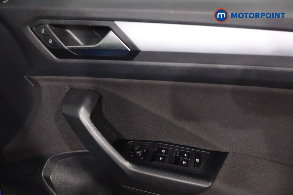 Volkswagen T-Roc Life Automatic Petrol SUV - Stock Number (1610581) - 23rd supplementary image