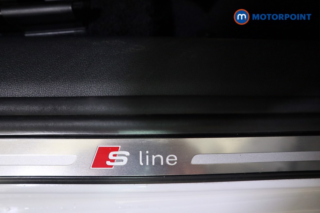 Audi A1 Black Edition Manual Petrol Hatchback - Stock Number (1610638) - 13th supplementary image