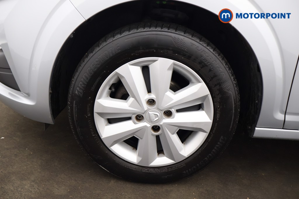 Dacia Sandero Comfort Manual Petrol Hatchback - Stock Number (1610662) - 24th supplementary image