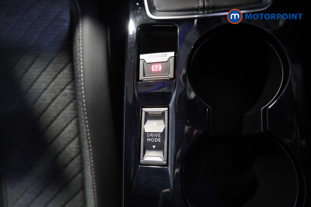 Peugeot 2008 Allure Manual Petrol SUV - Stock Number (1611036) - 11th supplementary image