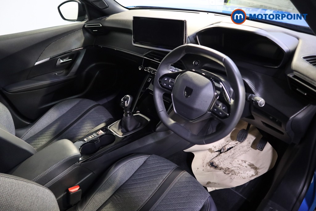 Peugeot 2008 Allure Manual Petrol SUV - Stock Number (1611036) - 1st supplementary image