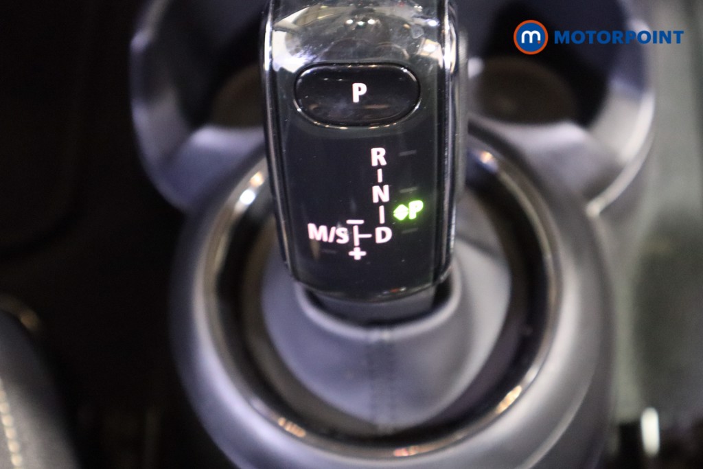 Mini Hatchback One Classic Automatic Petrol Hatchback - Stock Number (1611038) - 5th supplementary image