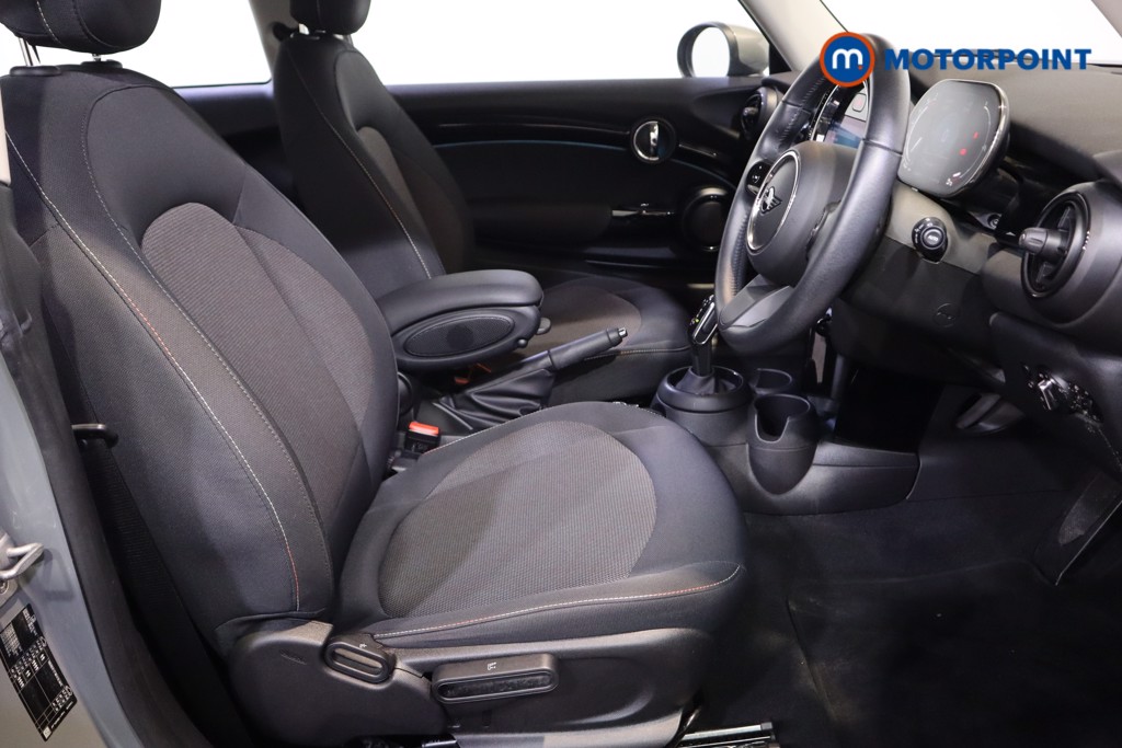 Mini Hatchback One Classic Automatic Petrol Hatchback - Stock Number (1611038) - 6th supplementary image