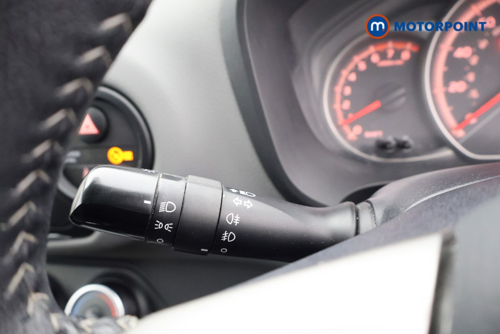 Toyota Yaris Icon Manual Petrol Hatchback - Stock Number (1611059) - 5th supplementary image