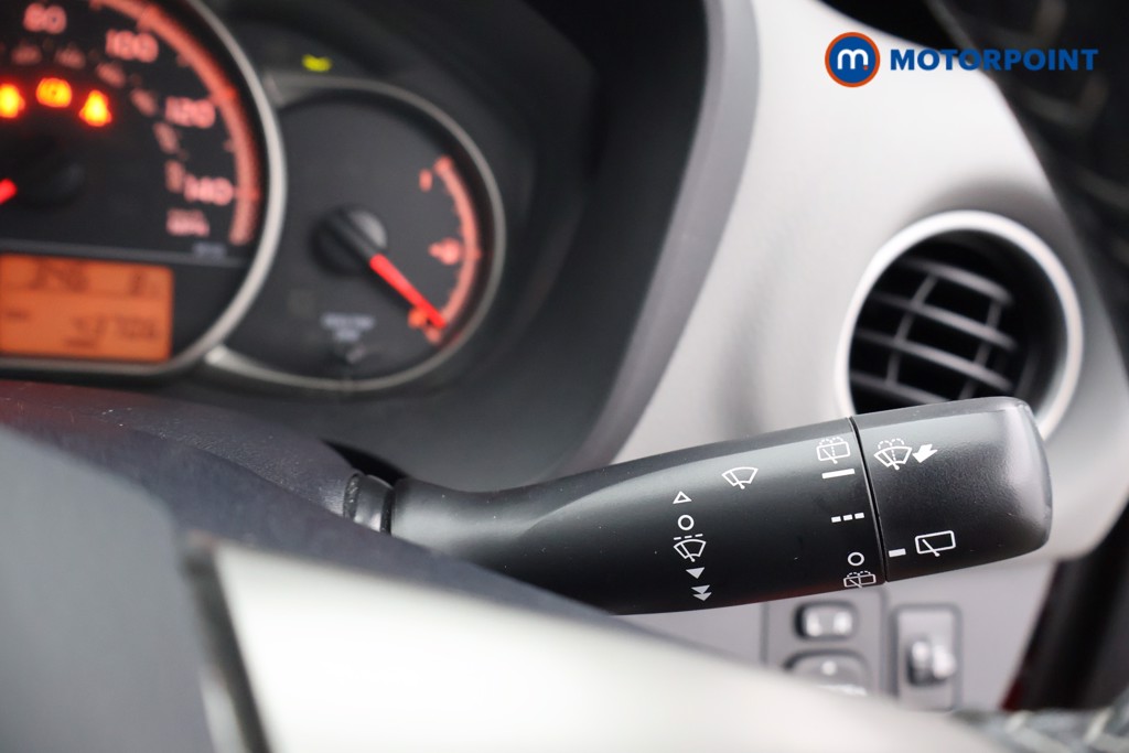 Toyota Yaris Icon Manual Petrol Hatchback - Stock Number (1611059) - 6th supplementary image