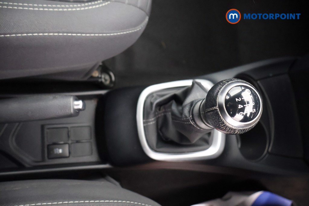 Toyota Yaris Icon Tech Manual Petrol Hatchback - Stock Number (1611064) - 10th supplementary image