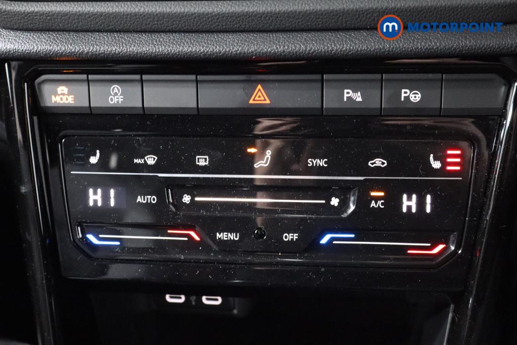 Volkswagen T-Roc Black Edition Automatic Petrol SUV - Stock Number (1611149) - 9th supplementary image
