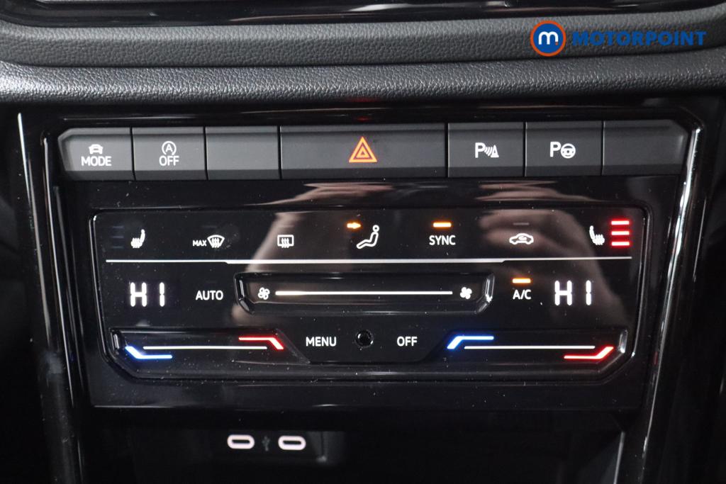 Volkswagen T-Roc Black Edition Automatic Petrol SUV - Stock Number (1611156) - 10th supplementary image