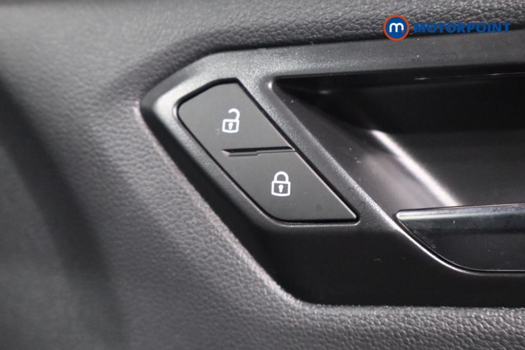 Volkswagen T-Roc Black Edition Automatic Petrol SUV - Stock Number (1611156) - 16th supplementary image